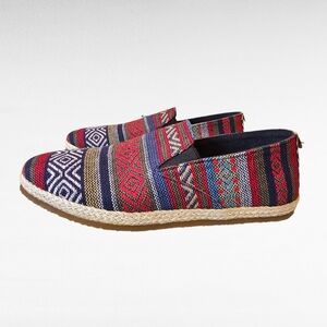 Patara Chiang Mai Seeker Size 9 NWOT